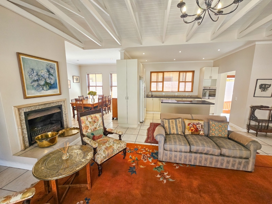 2 Bedroom Property for Sale in Whale Rock Gardens Western Cape